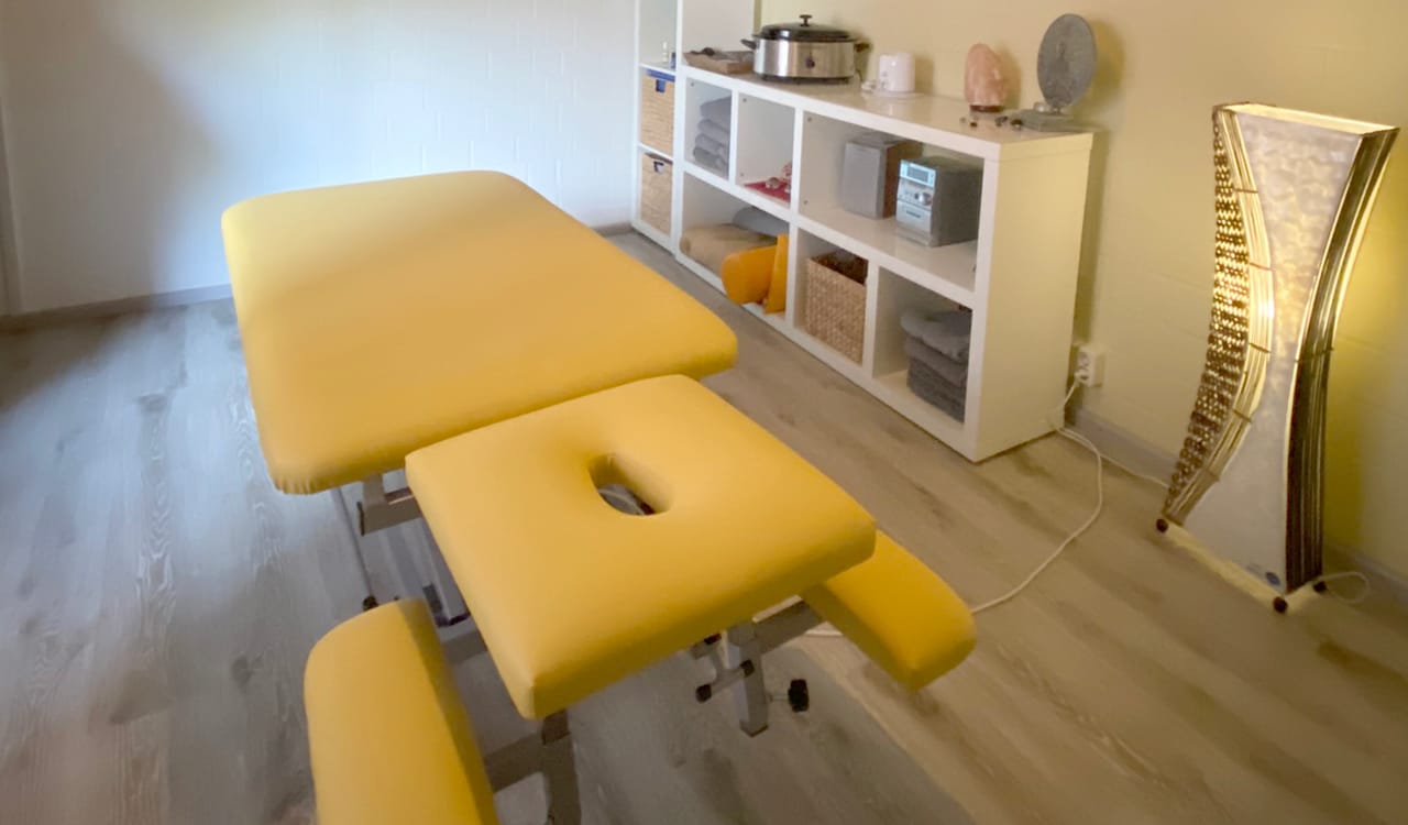 physiotherapie-hillerseee-massagebank